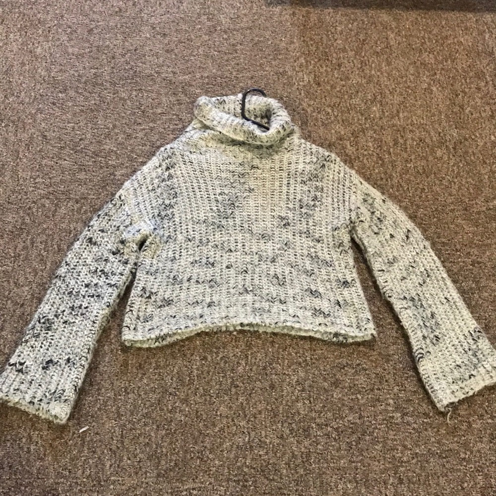 Obey turtle neck sweater